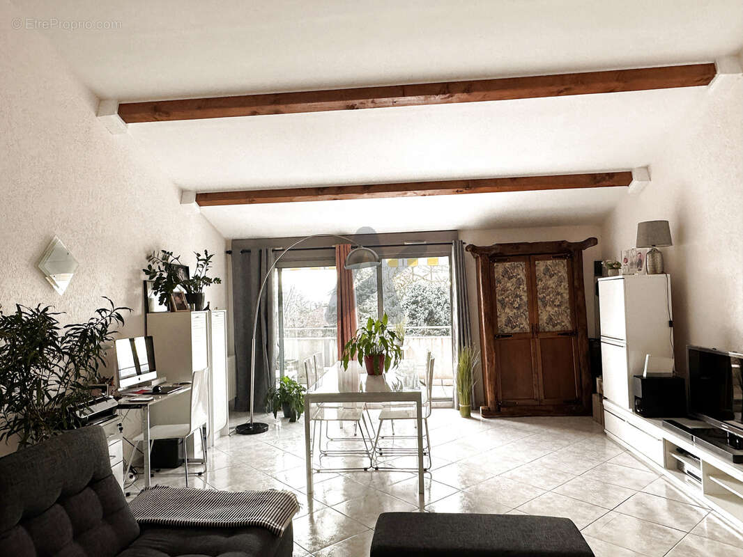 Appartement à LIMONEST