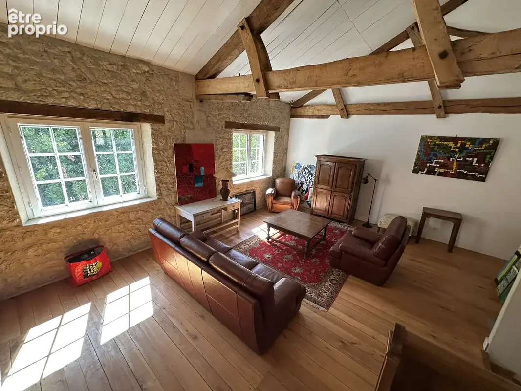 Maison en pierres avec grange - photo 7