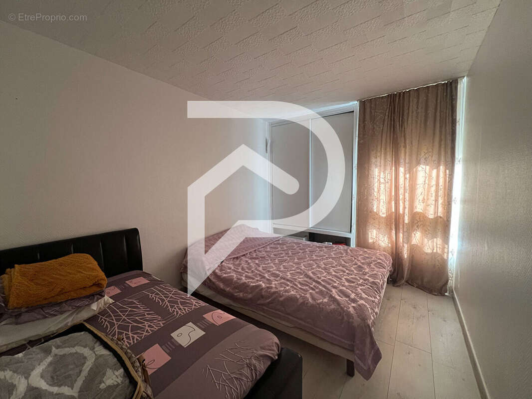 Appartement à ELANCOURT