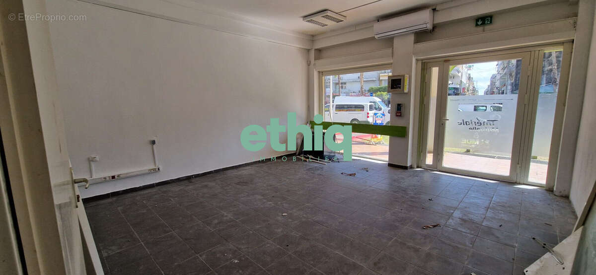 Commerce à POINTE-A-PITRE