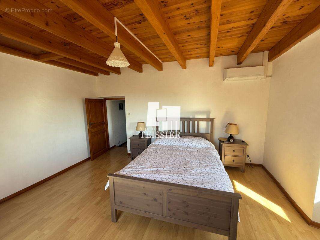 Maison à SAINT-PAUL-LE-JEUNE