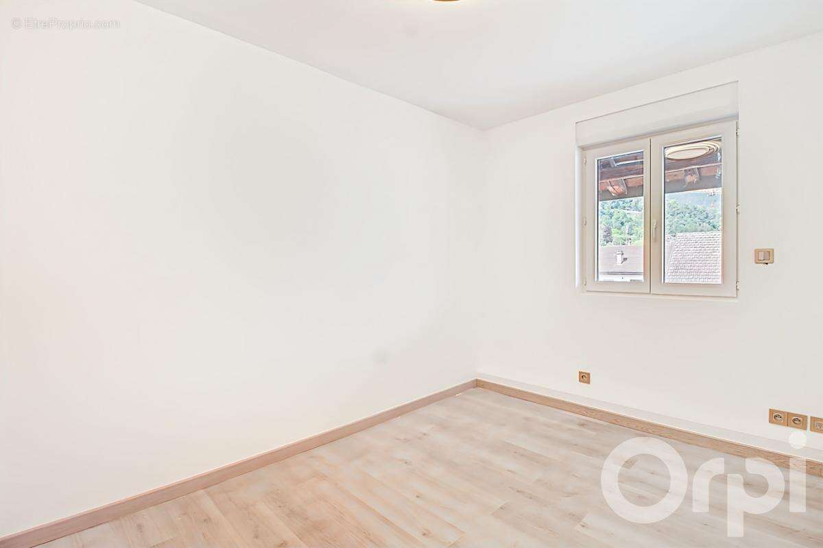 Appartement à MARIGNIER