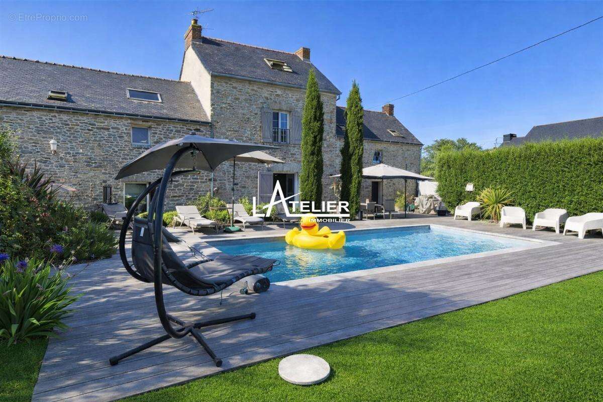 Maison à LE TEMPLE-DE-BRETAGNE