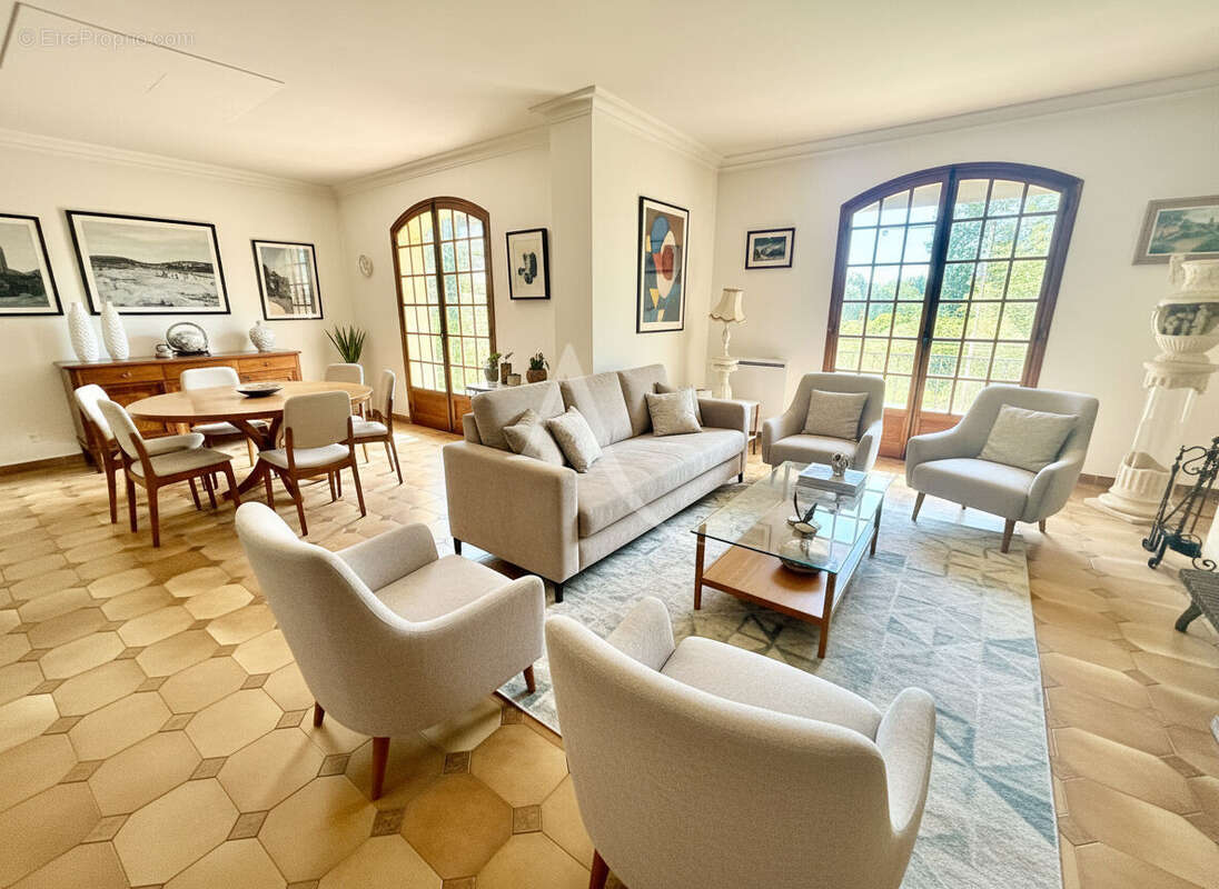 Maison à SALON-DE-PROVENCE