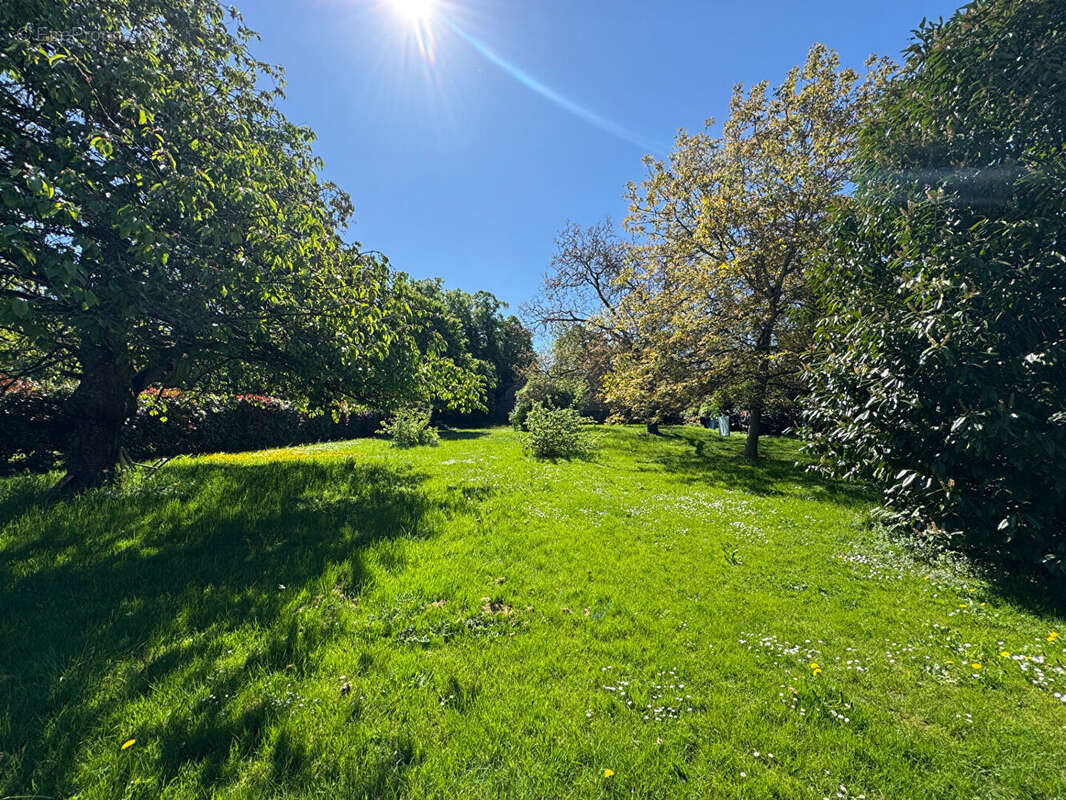 Maison à GARANCIERES
