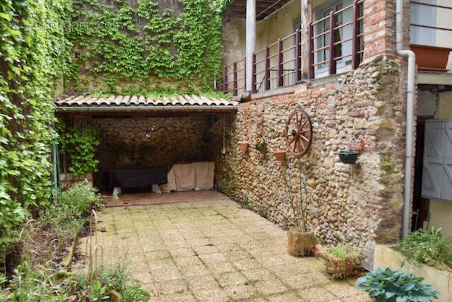 Maison à DAUMAZAN-SUR-ARIZE