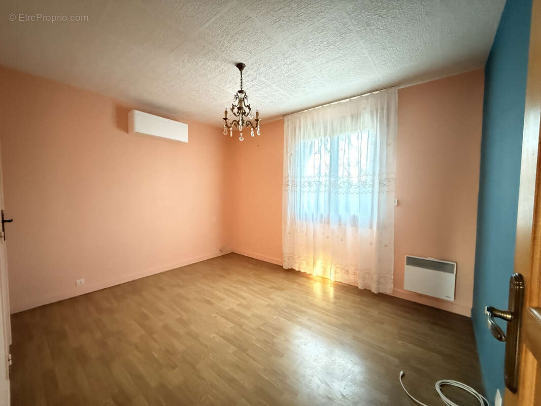 Maison à BARJOUVILLE