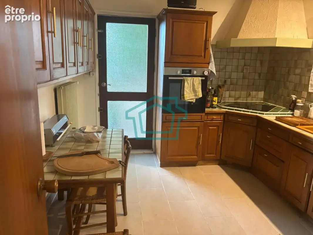 Proche Thoiry   Maison de plain-pied 4 chambres avec sous-sol total sur 2 275 m2 de terrain - photo 9