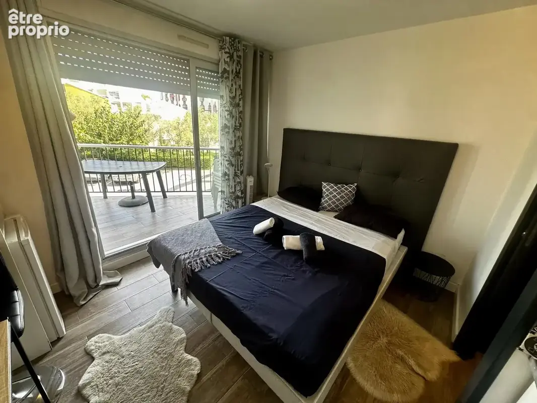 studio 24 m2, avec balcon entièrement rénové , piscine la mer a 50m. - photo 3