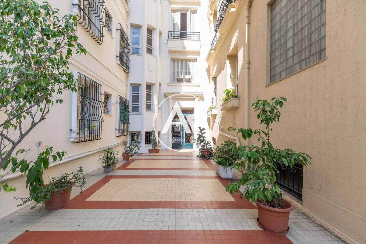 Carre d or  studio proche promenade des anglais - photo 7