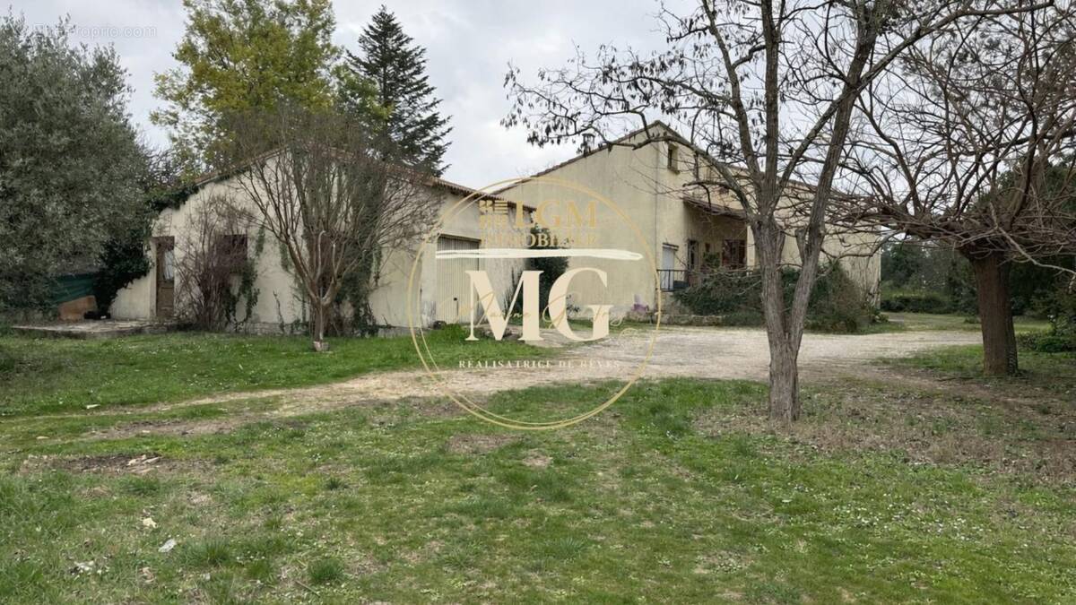 Maison à AUJARGUES
