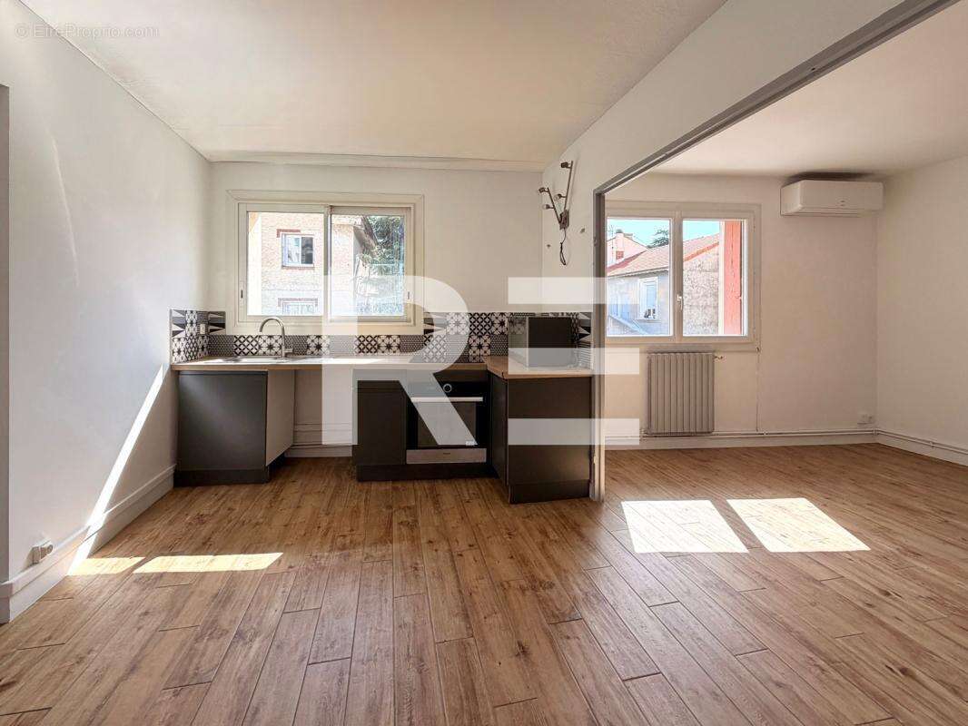 Appartement à NIMES