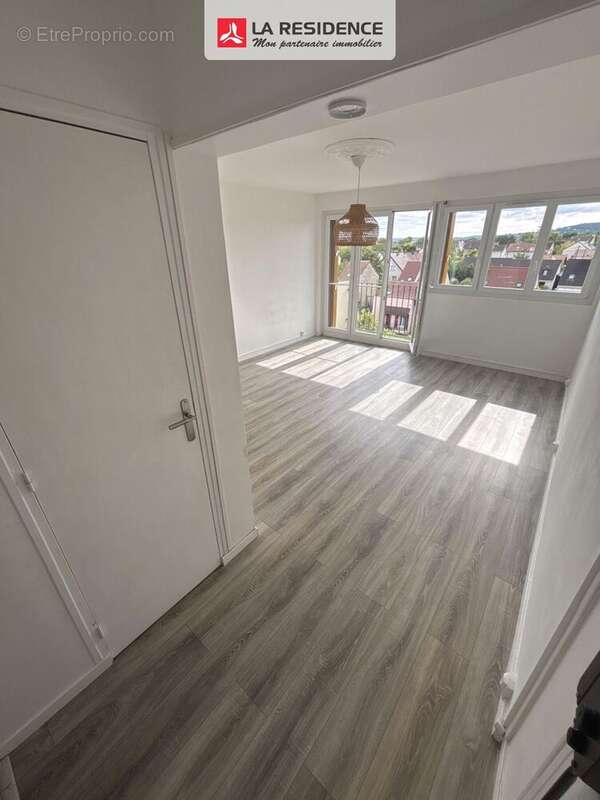 Appartement 56 m² à Conflans-Sainte-Honorine  - photo 3