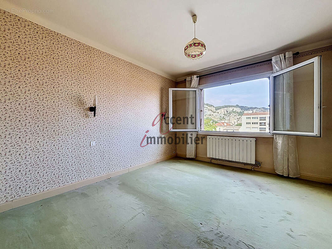 Appartement Cavaillon 3 pièce(s) 104 m2 - photo 4