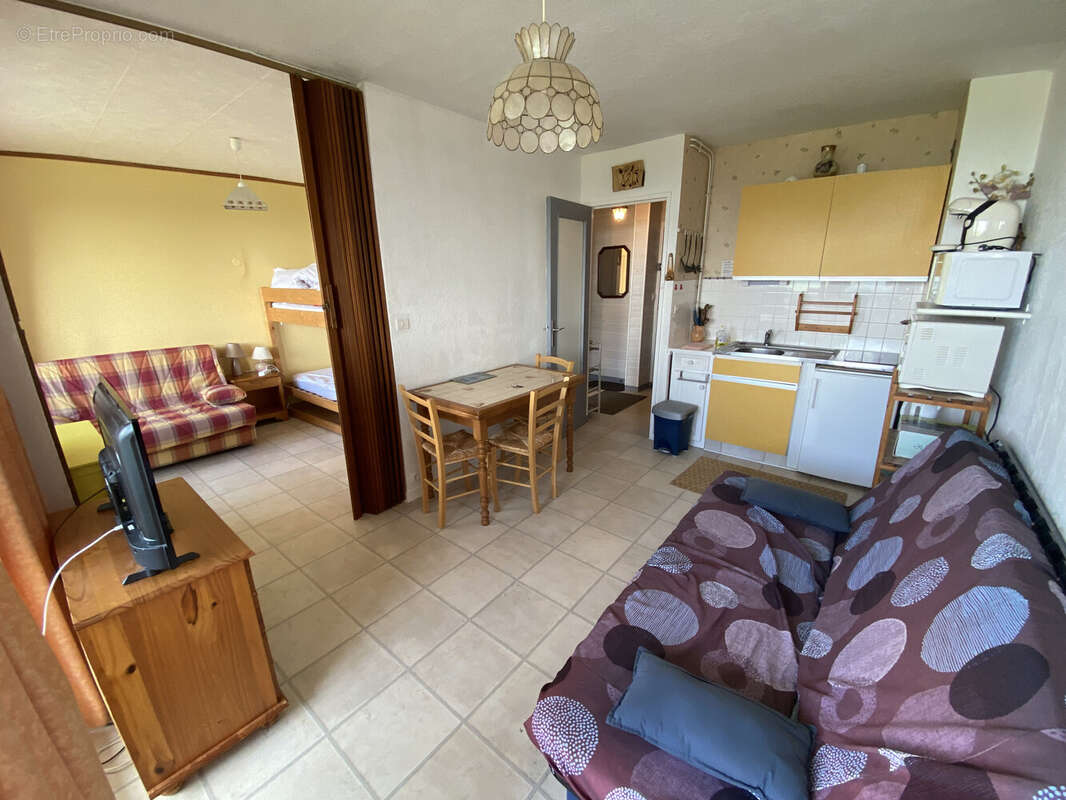 Appartement à COMPAINS