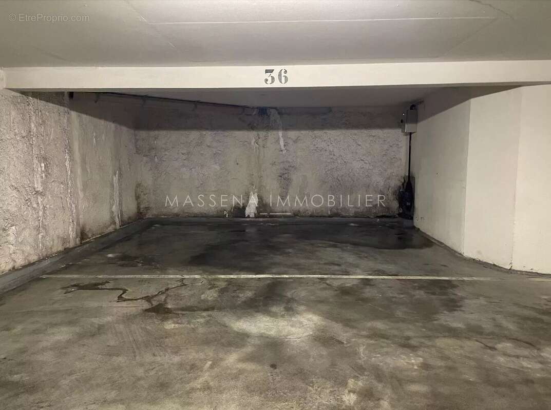 Parking à NICE