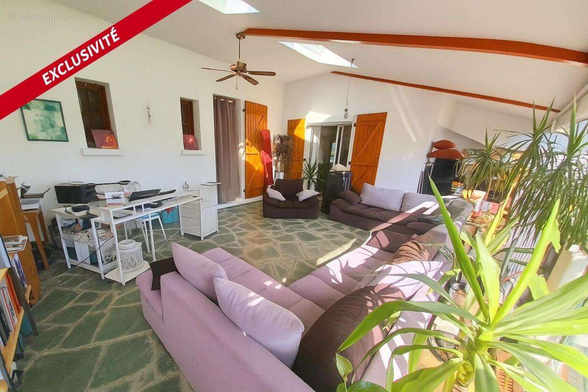 Maison à SAINT-CHRISTOPHE-DES-BOIS