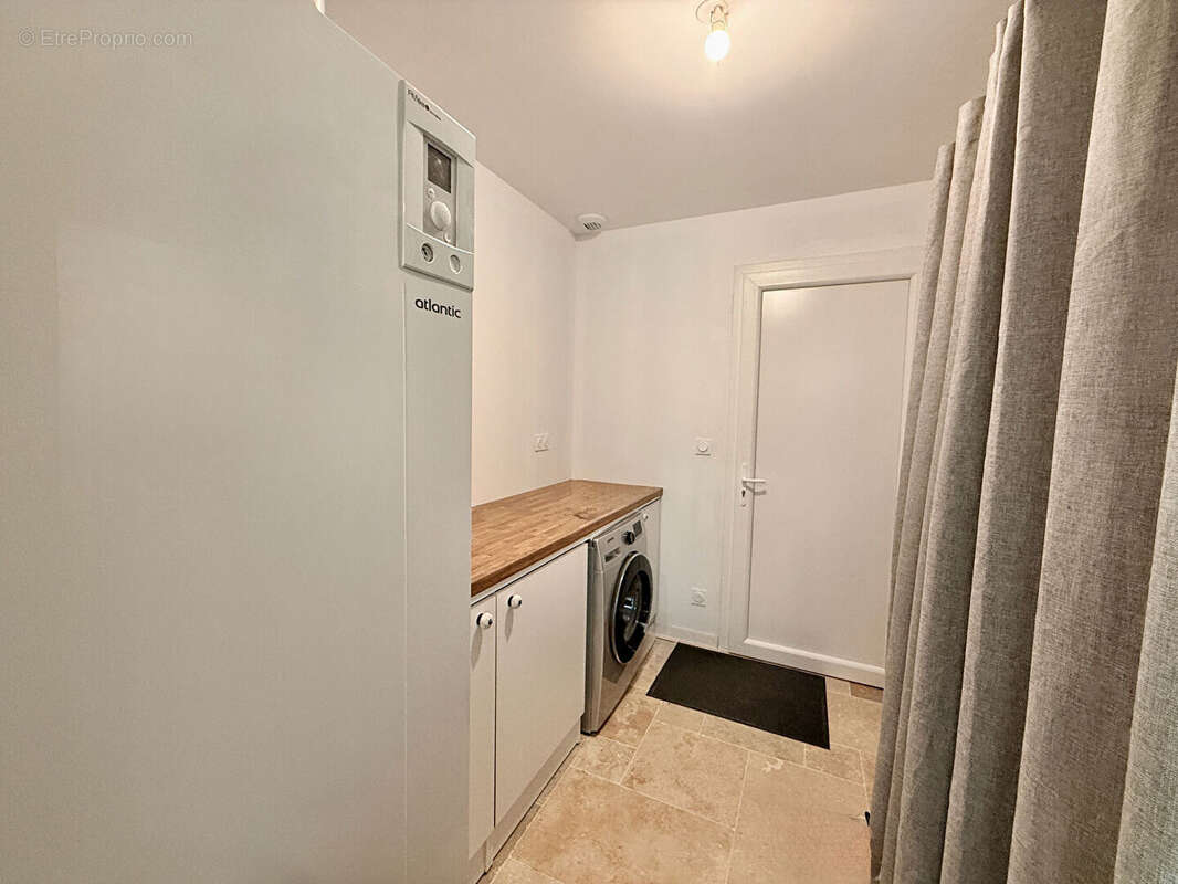 Maison à CHAMPNIERS