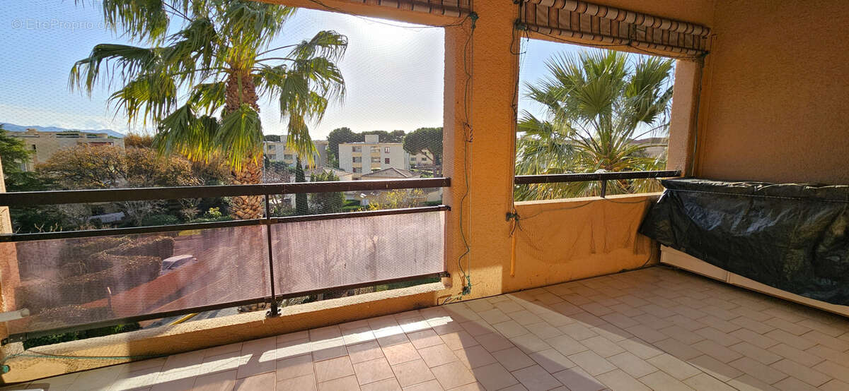 Appartement à SANARY-SUR-MER