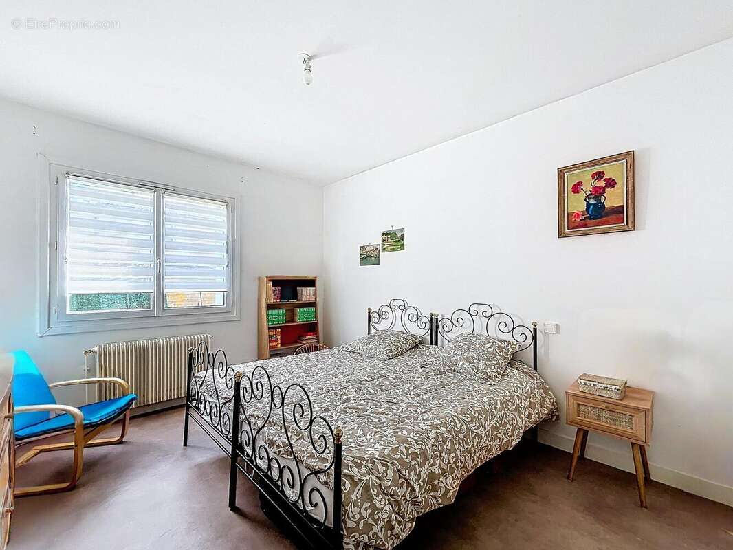 Appartement 342 m² à Cazeres  - photo 4