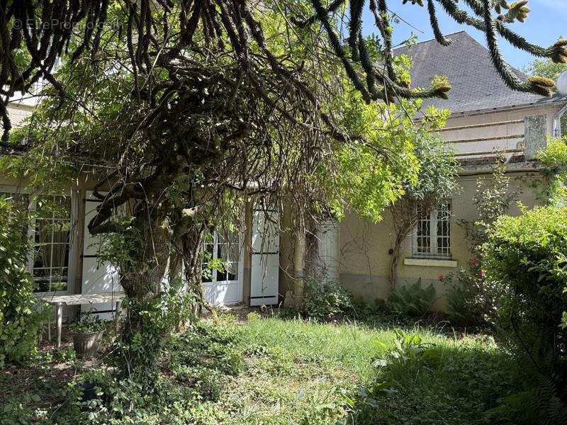 Maison à ARNAC-POMPADOUR