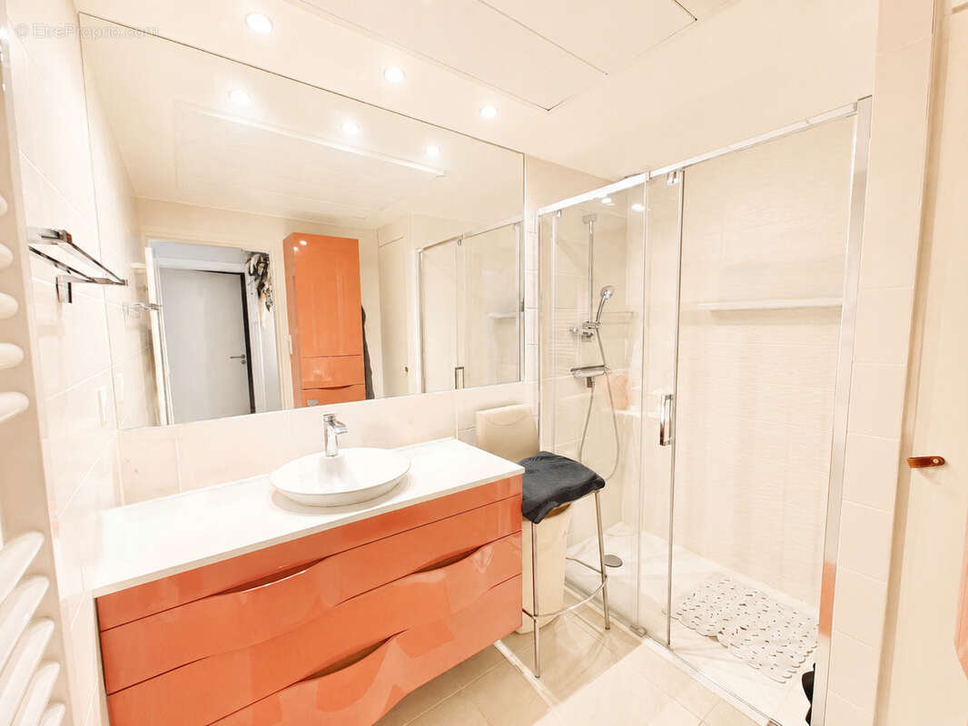 Appartement à CASTELNAU-LE-LEZ