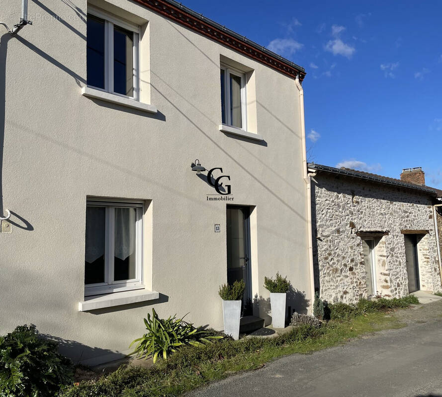 Maison à SAINT-FIACRE-SUR-MAINE