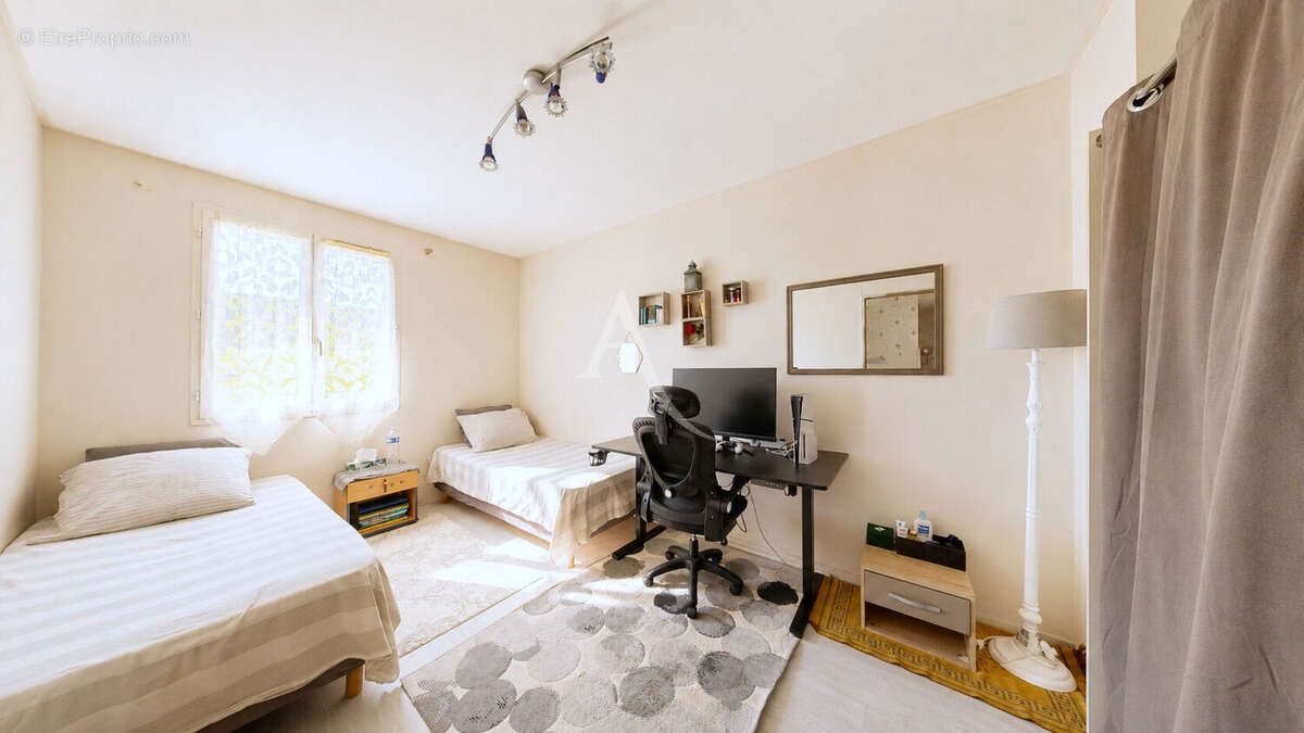 Maison Les Mureaux 127m² - 4 chambres - photo 14