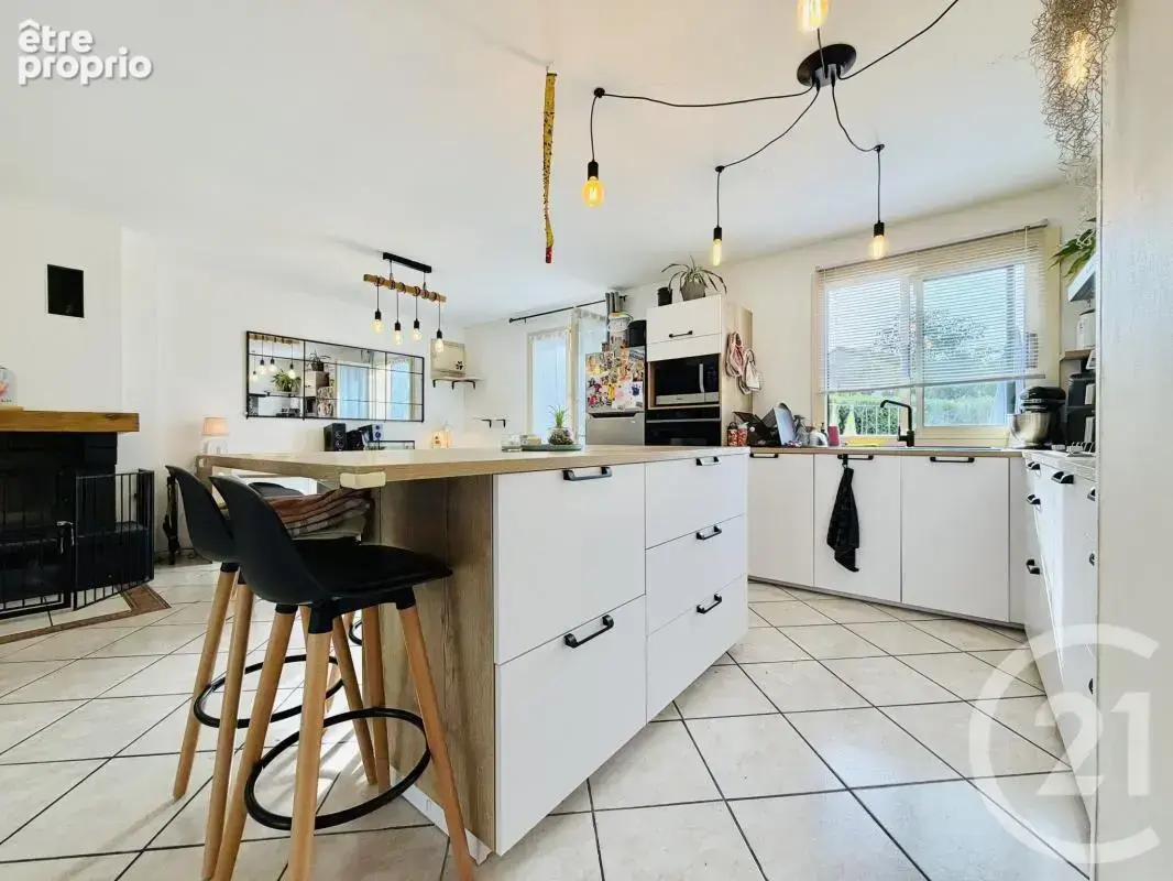 Maison 5 pièces 93 m² à vendre à Eyjeaux (87220) - photo 2