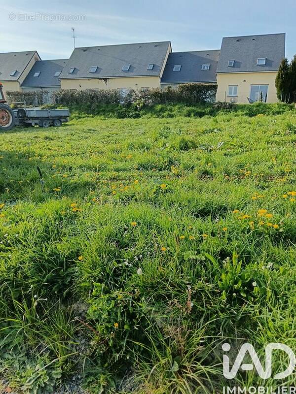 Photo 1 - Terrain à SAINT-GERMAIN-D'ELLE