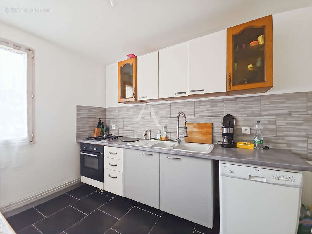 Appartement Les Mureaux 5 pièce(s) 90m² - photo 6