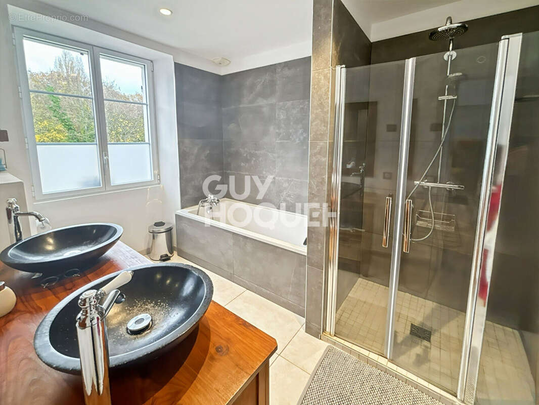 Maison à LIVERDY-EN-BRIE