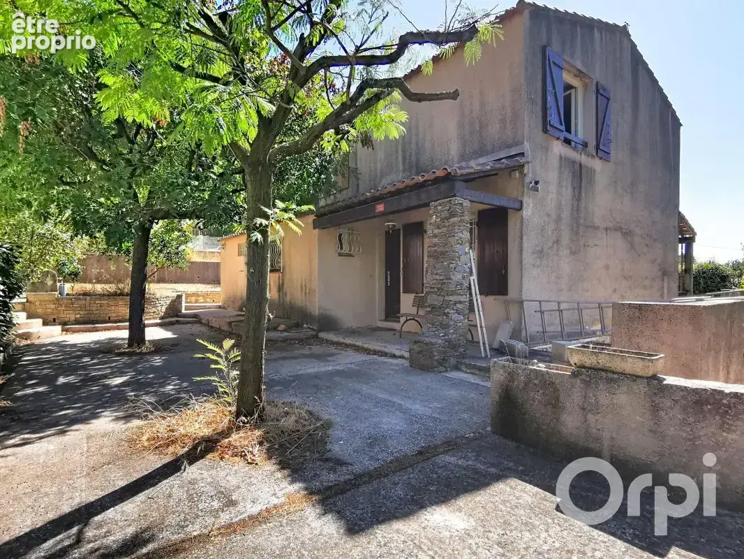 Toulon Ouest (8300) Maison Type 4 avec grand terrain et garage - photo 2