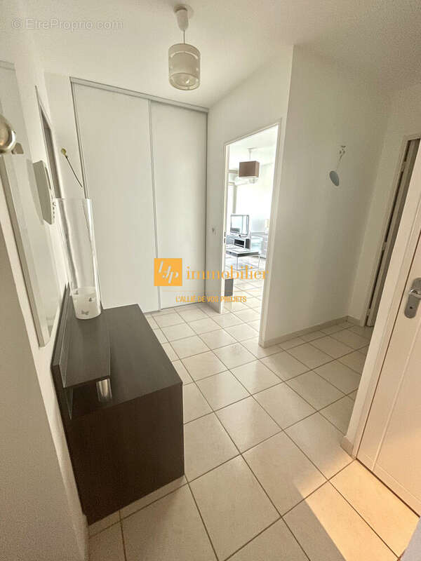 Appartement à LE CRES