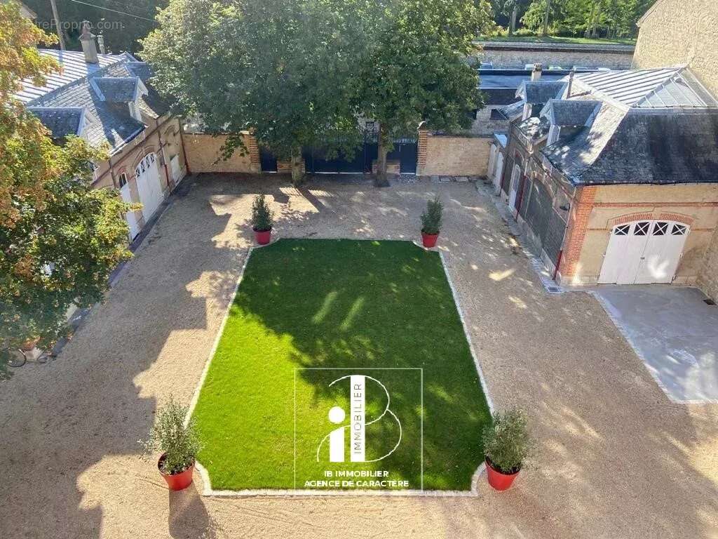 Maison à FONTAINEBLEAU