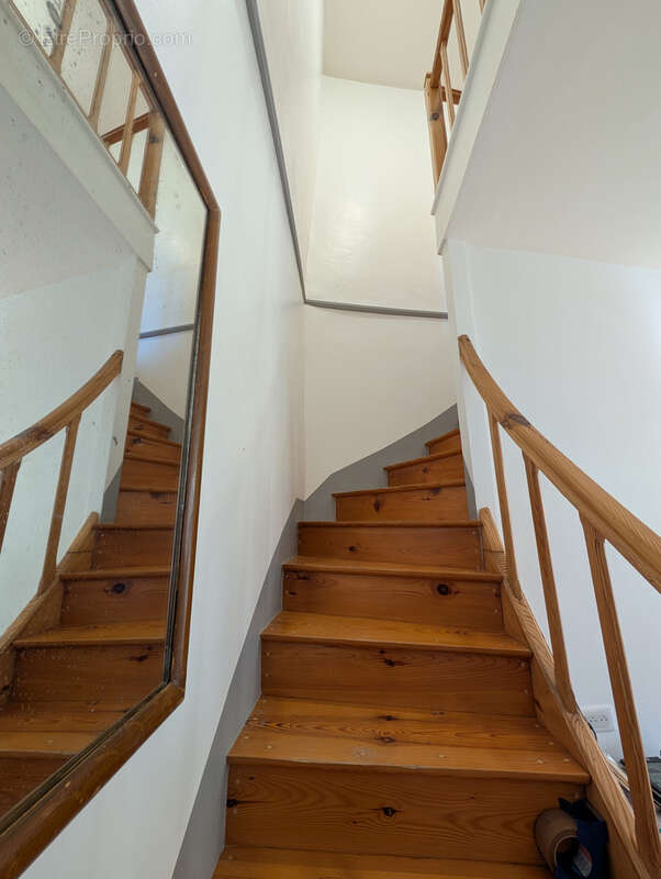 Maison à LES MARTRES-DE-VEYRE