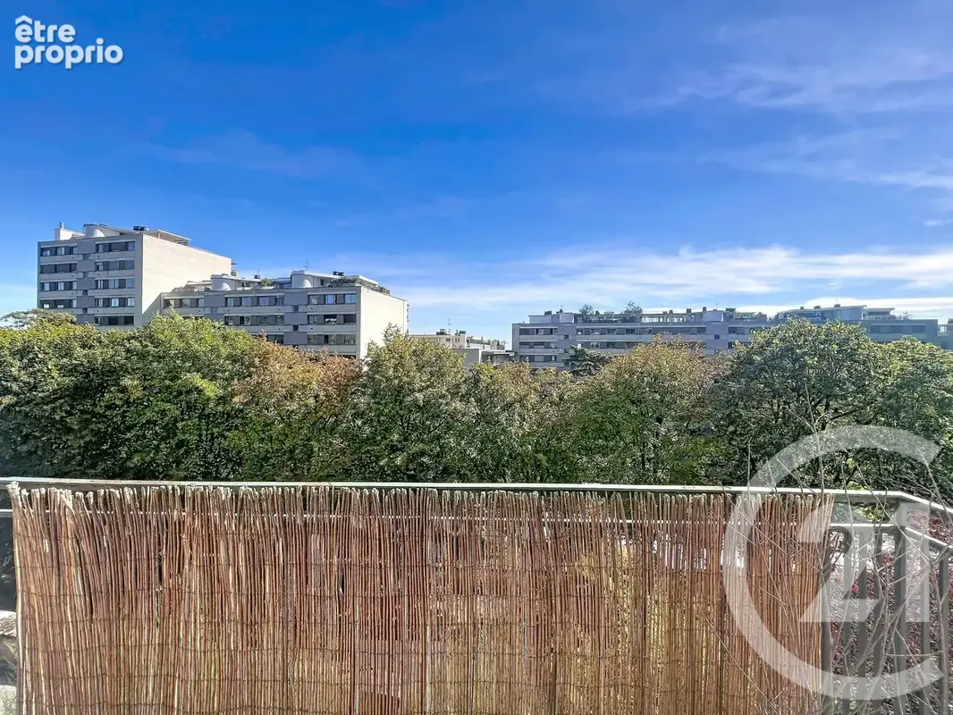 Appartement 2 pièces 55 m² à vendre à Saint-Cloud (92210) - photo 2