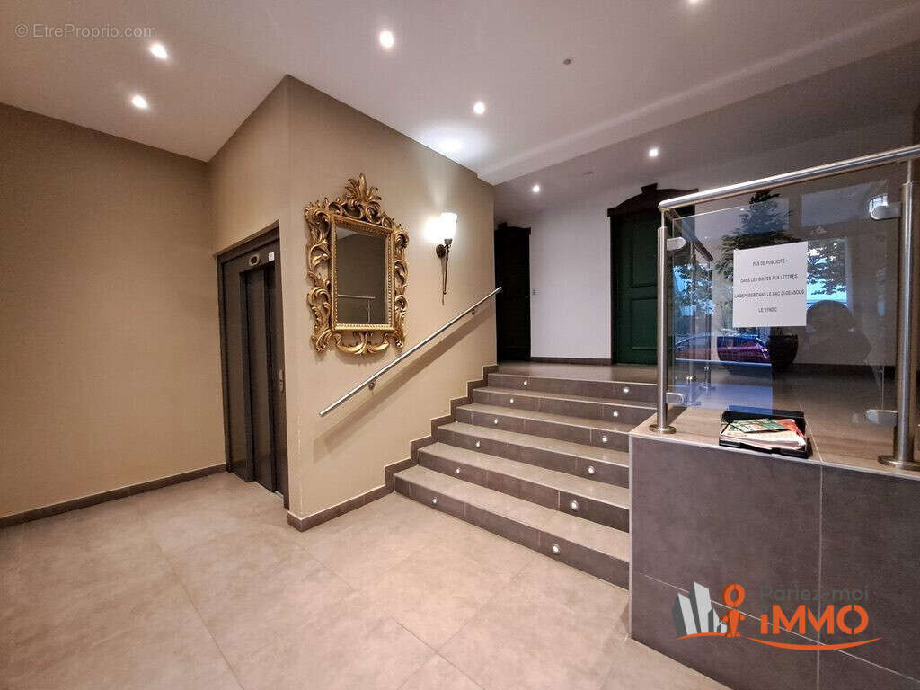 Appartement à SAINT-ETIENNE