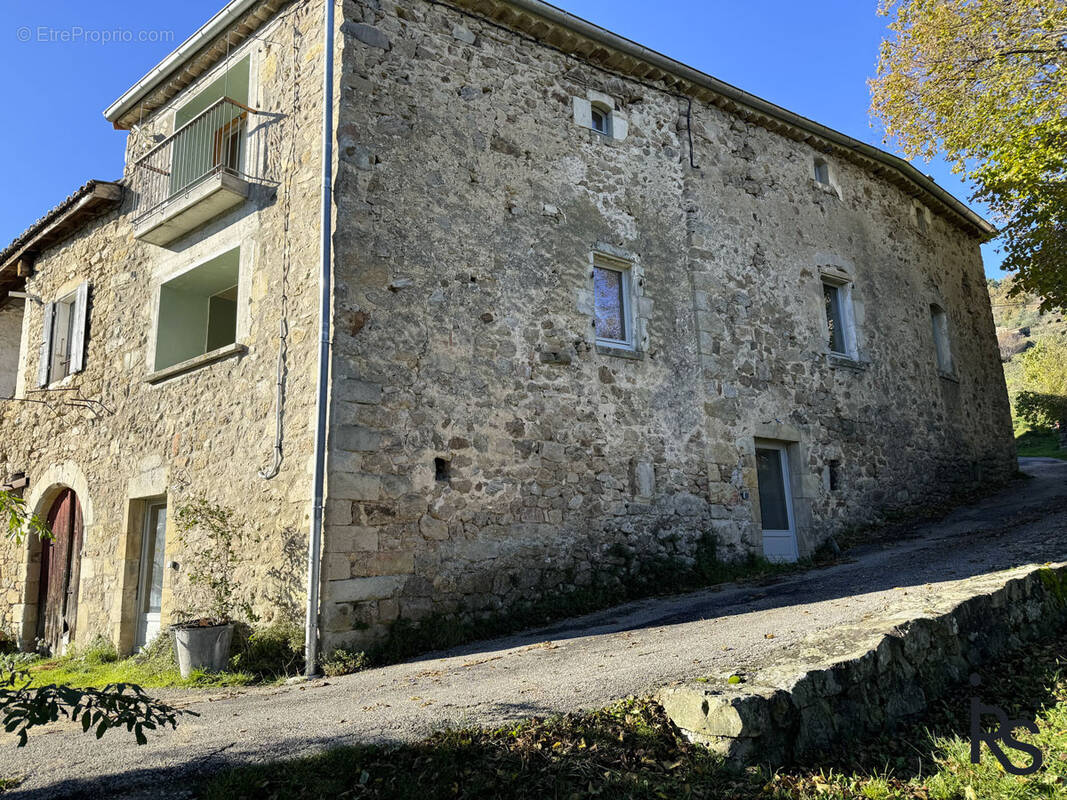 Appartement à CHAZEAUX