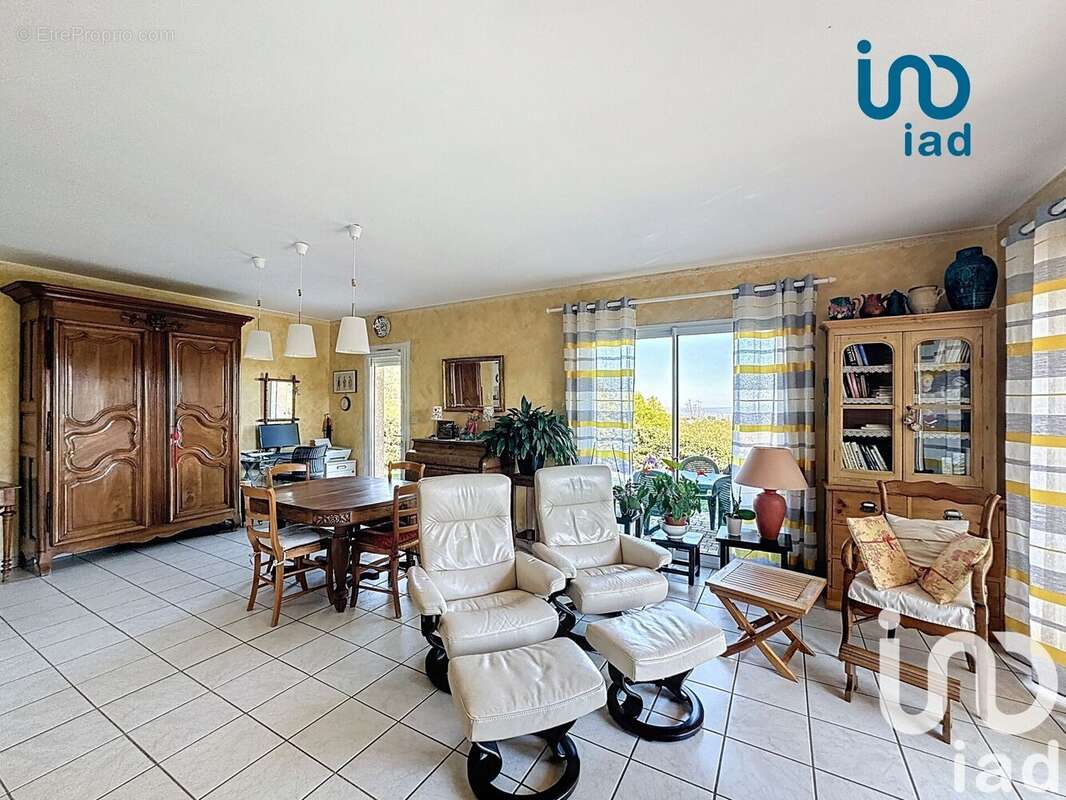 Photo 8 - Maison à VERANNE