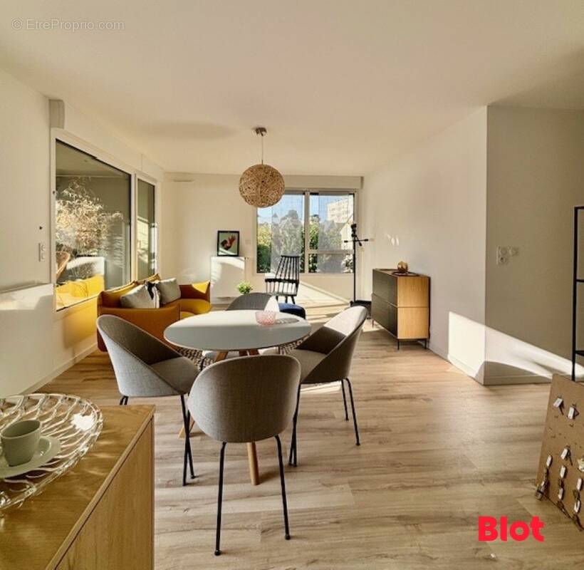 Appartement 73 m² à Rennes  - photo 2