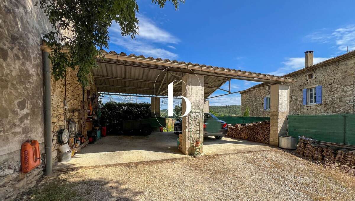 Maison à GOUDARGUES