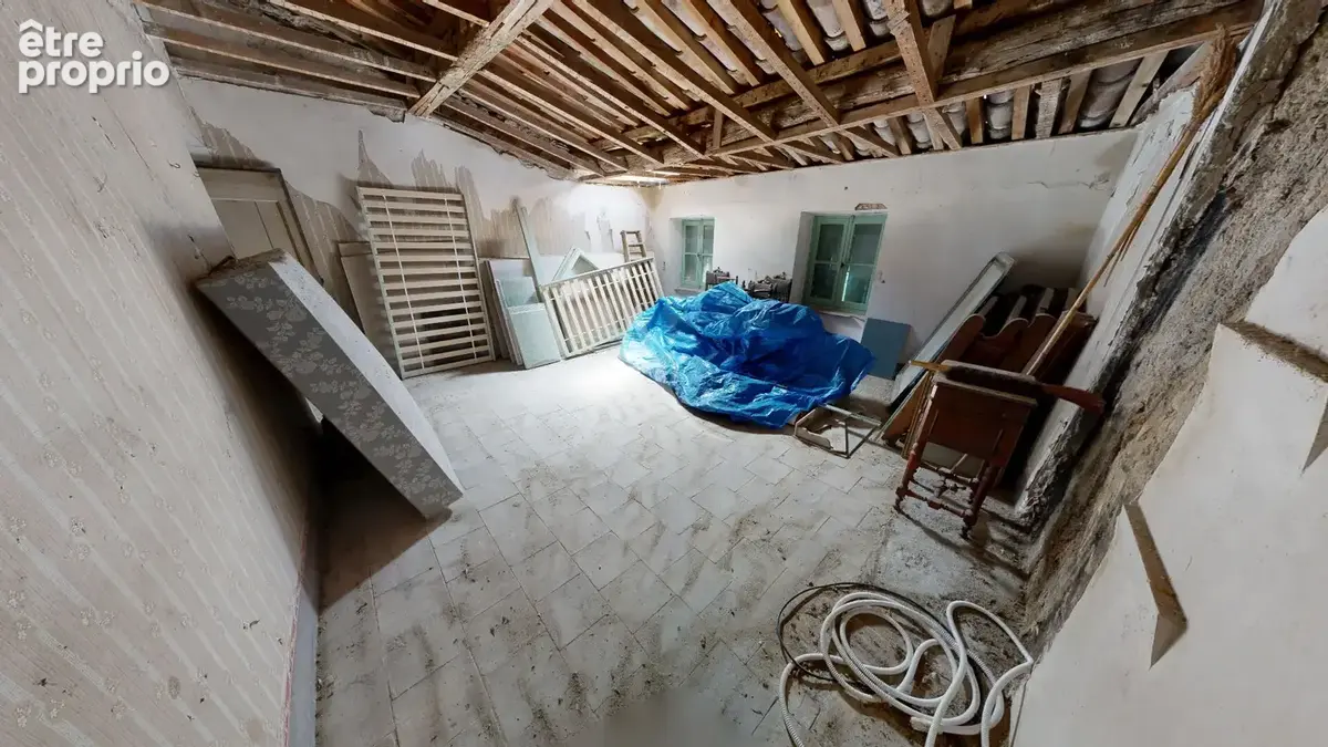 Maison en pierre avec extérieur et grand garage - photo 10