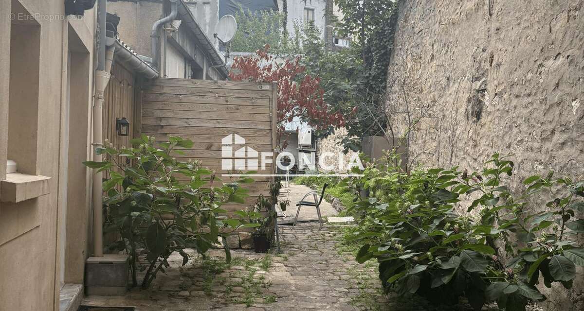 Appartement à FONTAINEBLEAU