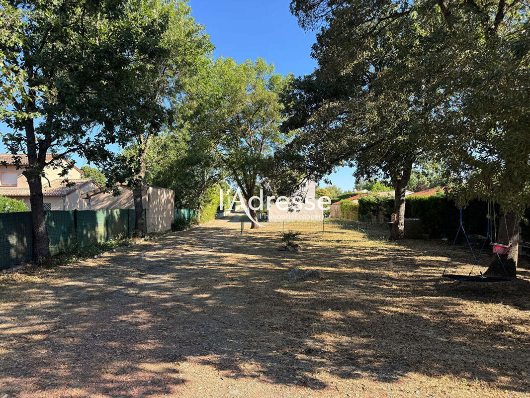 l'Adresse Immobilier - La Salvetat Saint Gilles - Maison T4  de 127 m2 sur un terrain piscinable de 1566m² avec garage - photo 15
