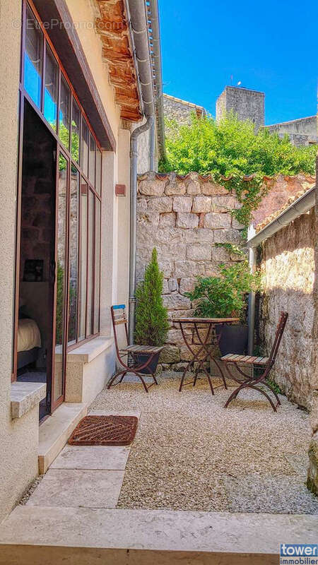 Maison à BAGAT-EN-QUERCY