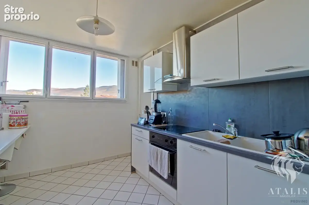 Appartement T4 - photo 11
