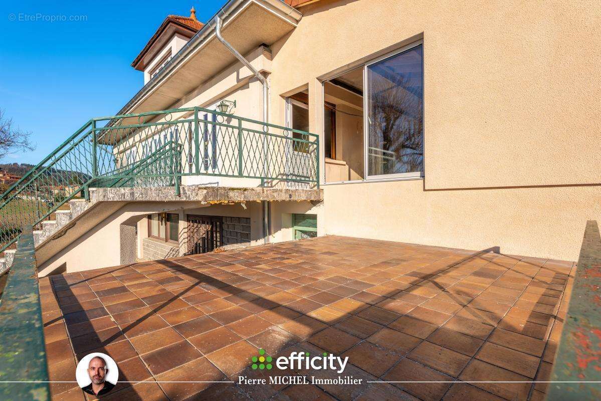 Appartement à MONTROTTIER