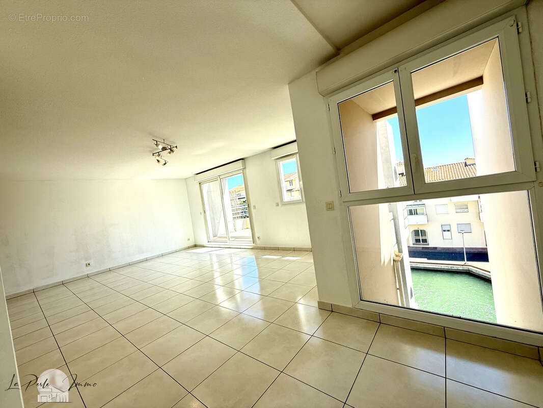 Duplex T3 sur la Marina avec parking - photo 6