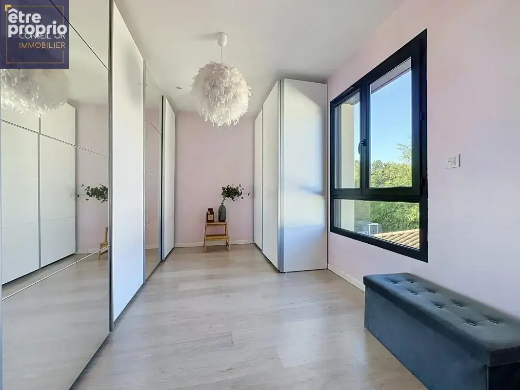 Maison contemporaine 126 m² – 5 pièces, 3 chambres, jardin et terrasse de 40 m² – Sérézin-du-Rhône - photo 10